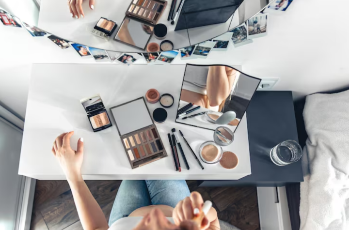 AI智能配方系統如何改變化妝品代工研發流程