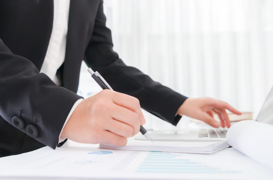 不動產納入家族信託的實務規劃與常見風險解析